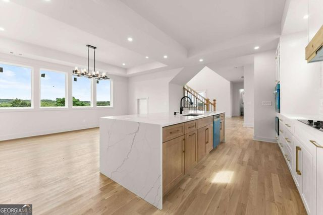 5746 Avalon Commons Way, Clermont, GA 30527