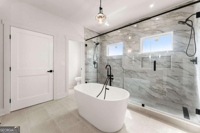 5746 Avalon Commons Way, Clermont, GA 30527