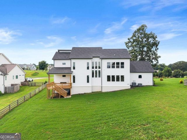 5746 Avalon Commons Way, Clermont, GA 30527