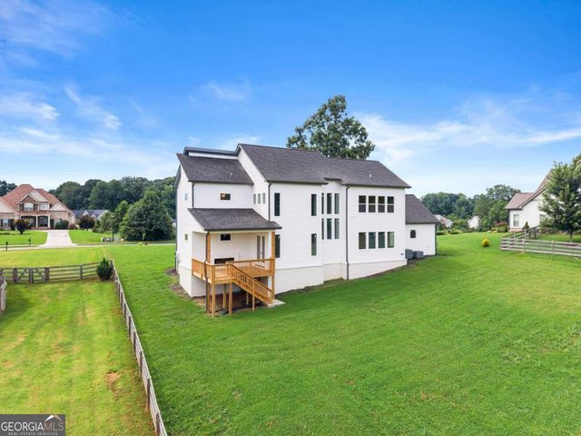 5746 Avalon Commons Way, Clermont, GA 30527