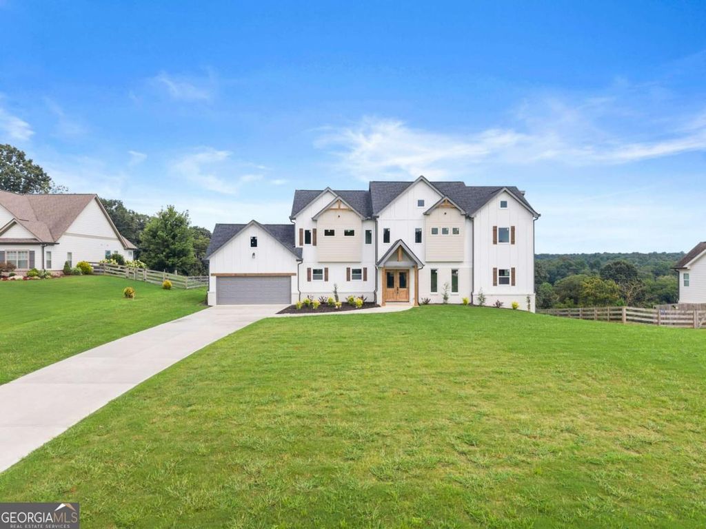 5746 Avalon Commons Way, Clermont, GA 30527