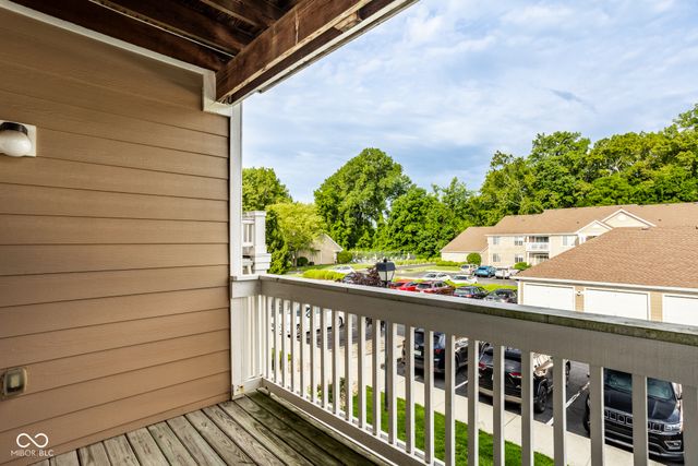 6525 Emerald Hill Court 205, Indianapolis, IN 46237