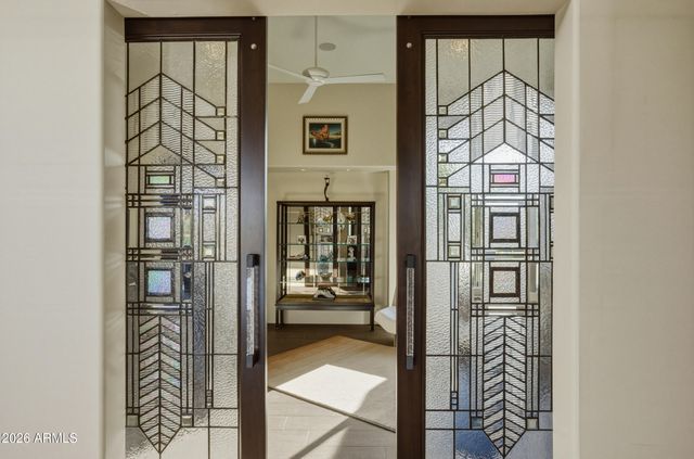 10664 E MONUMENT Drive, Scottsdale, AZ 85262