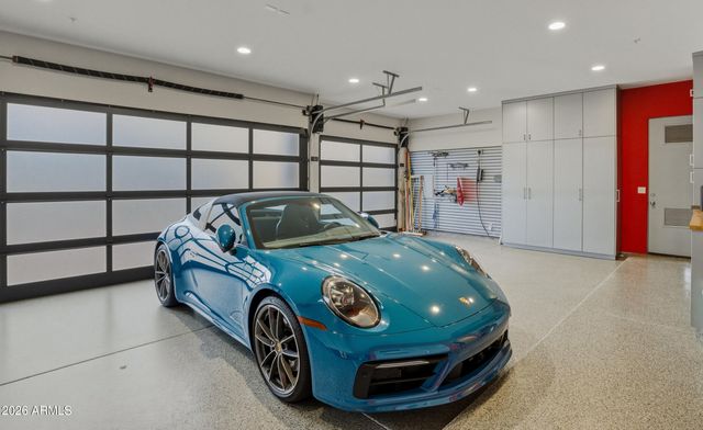 10664 E MONUMENT Drive, Scottsdale, AZ 85262