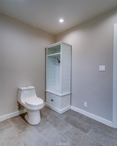 323 Culver Boulevard, Playa Del Rey, CA 90293