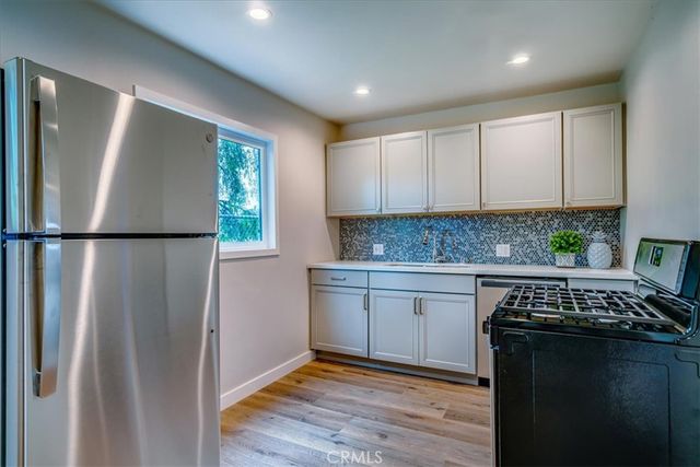 323 Culver Boulevard, Playa Del Rey, CA 90293