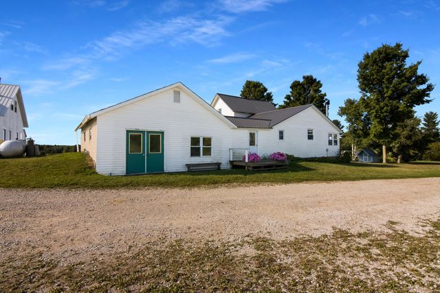 14654 190th Avenue, Leroy, MI 49655