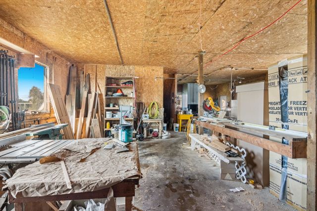 14654 190th Avenue, Leroy, MI 49655