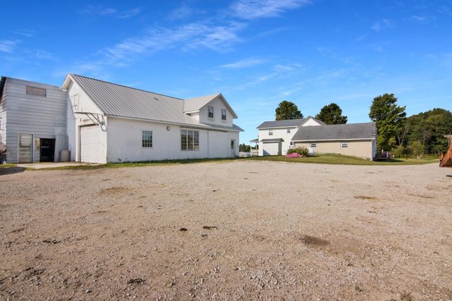 14654 190th Avenue, Leroy, MI 49655