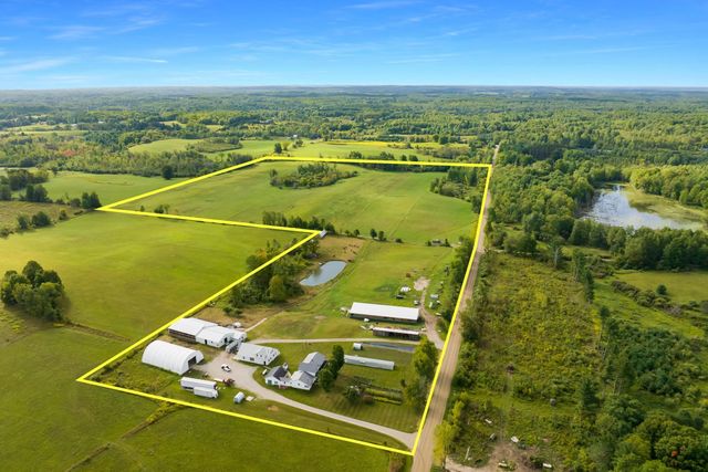 14654 190th Avenue, Leroy, MI 49655