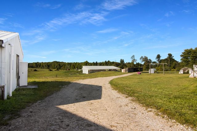 14654 190th Avenue, Leroy, MI 49655