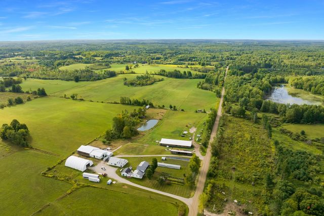 14654 190th Avenue, Leroy, MI 49655