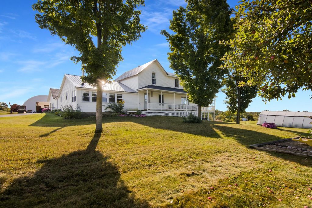 14654 190th Avenue, Leroy, MI 49655