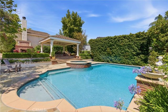 19140 La Pradera, Yorba Linda, CA 92886