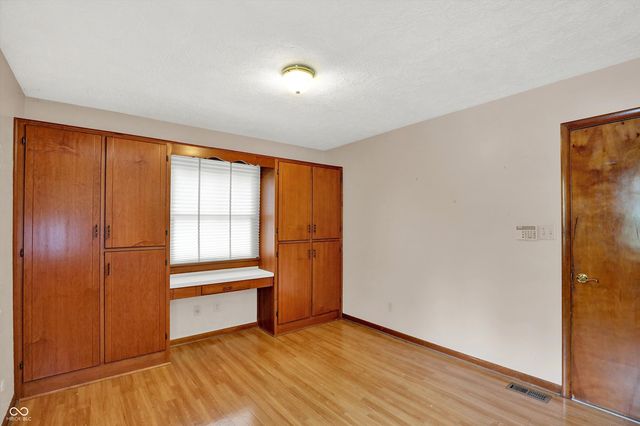 5293 Green Hills Drive, Brownsburg, IN 46112
