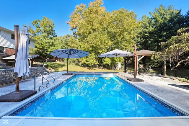 5293 Green Hills Drive, Brownsburg, IN 46112