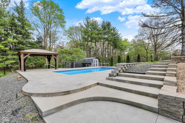 5293 Green Hills Drive, Brownsburg, IN 46112