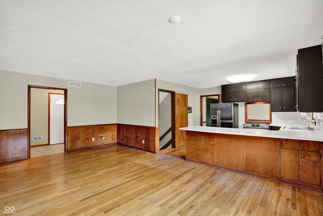 5293 Green Hills Drive, Brownsburg, IN 46112