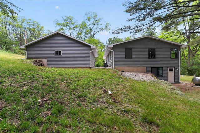 2226 N Britt Road, Janesville, WI 53548