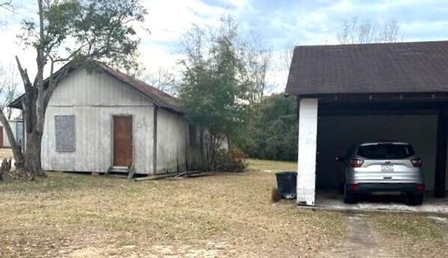 9089 Marlboro Avenue, Barnwell, SC 29812