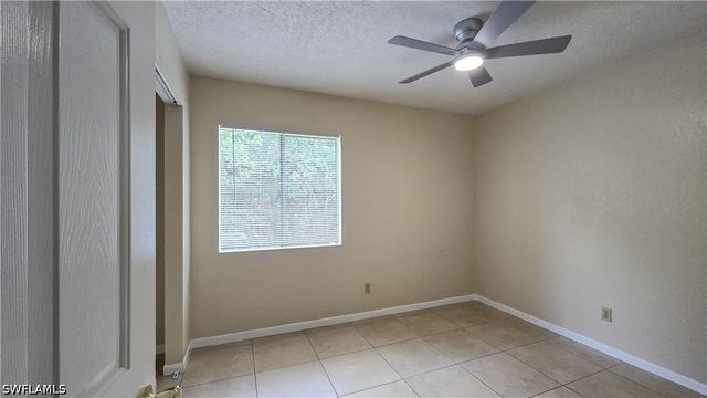 4621 Bayshore DR Q3, Naples, FL 34112