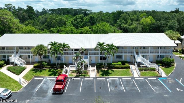 4621 Bayshore DR Q3, Naples, FL 34112