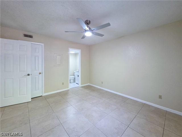 4621 Bayshore DR Q3, Naples, FL 34112