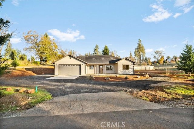 2235 Stearns Road, Paradise, CA 95969
