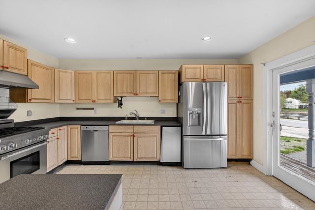 338 N Main Street, Salem, NH 03079