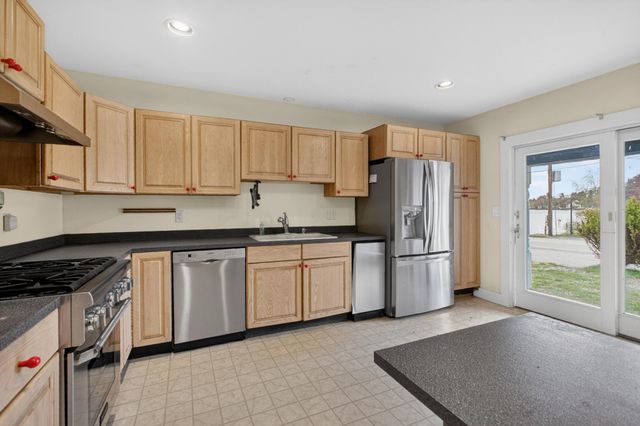338 N Main Street, Salem, NH 03079