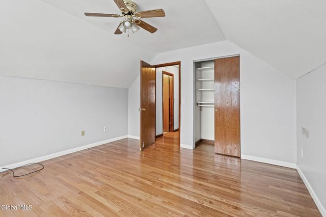 8 Allyson Court, Colonie, NY 12205