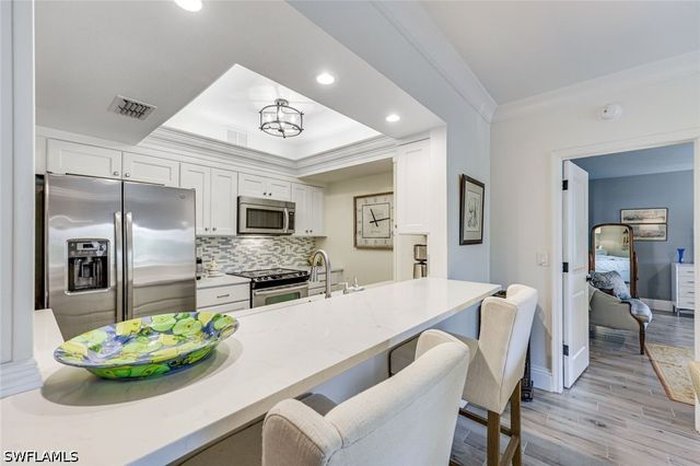 788 Willowbrook DR 502, Naples, FL 34108