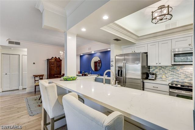 788 Willowbrook DR 502, Naples, FL 34108