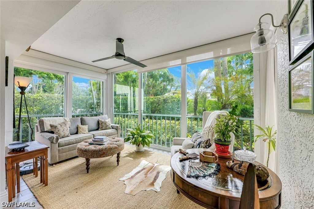 788 Willowbrook DR 502, Naples, FL 34108