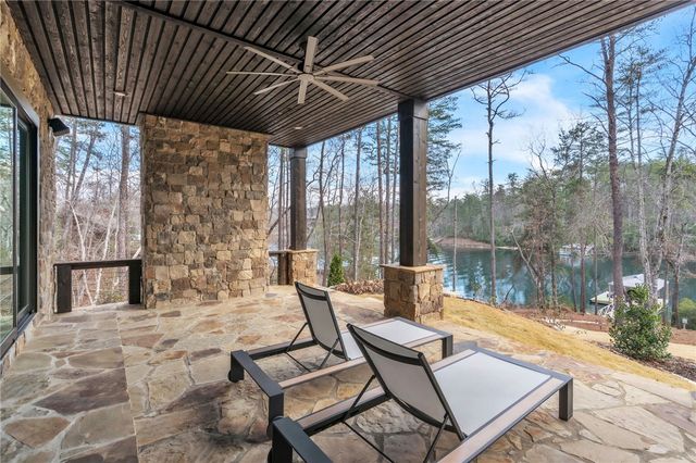 580 Old Chapman Bridge Road, Salem, SC 29676