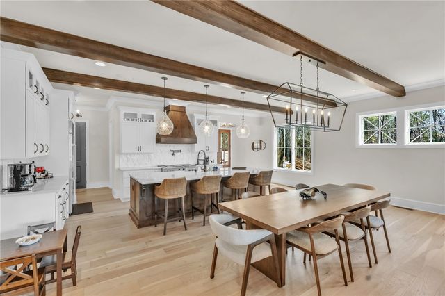 580 Old Chapman Bridge Road, Salem, SC 29676