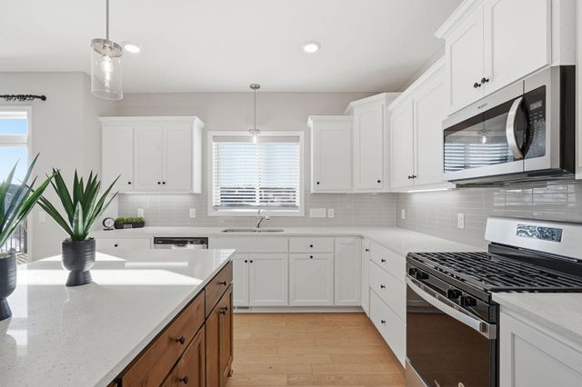 5790 178th Street W, Lakeville, MN 55044