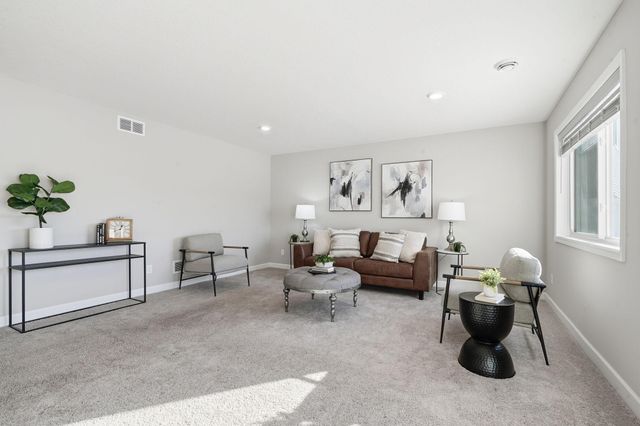 5790 178th Street W, Lakeville, MN 55044