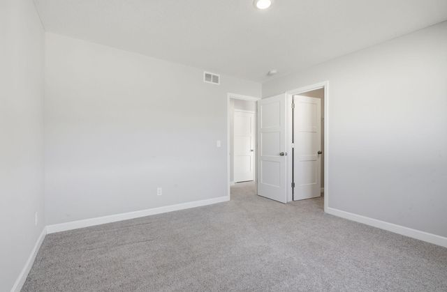 5790 178th Street W, Lakeville, MN 55044