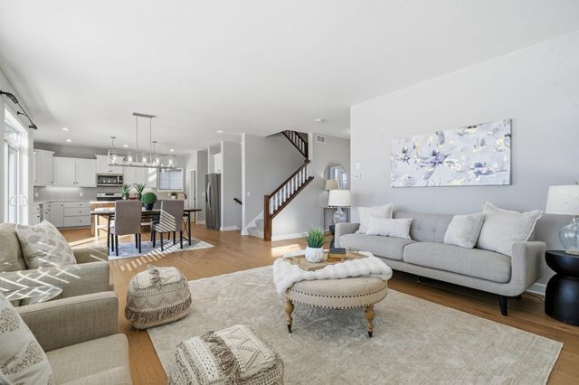 5790 178th Street W, Lakeville, MN 55044