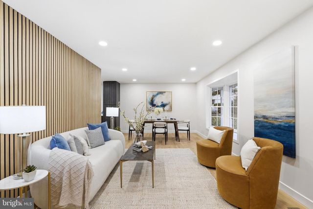 7204 JOSHUA TREE LN, Springfield, VA 22152