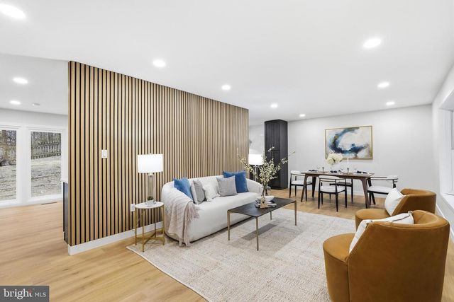 7204 JOSHUA TREE LN, Springfield, VA 22152