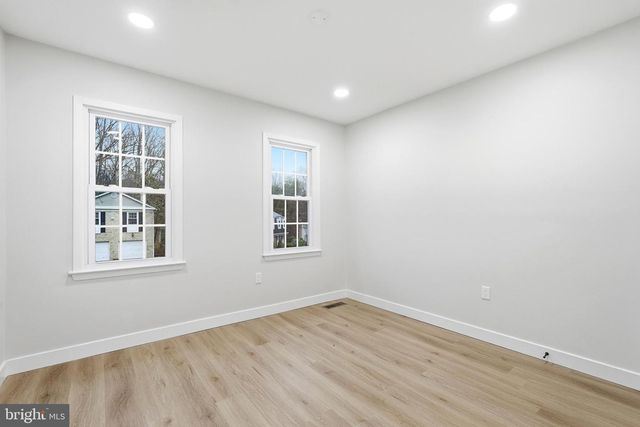 7204 JOSHUA TREE LN, Springfield, VA 22152