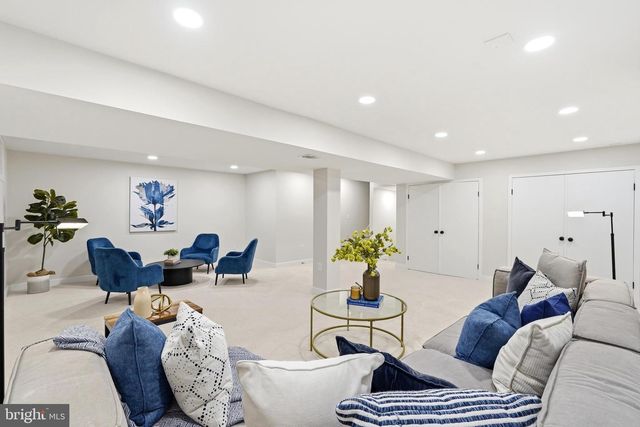 7204 JOSHUA TREE LN, Springfield, VA 22152