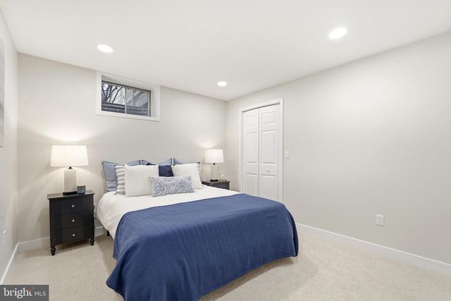 7204 JOSHUA TREE LN, Springfield, VA 22152