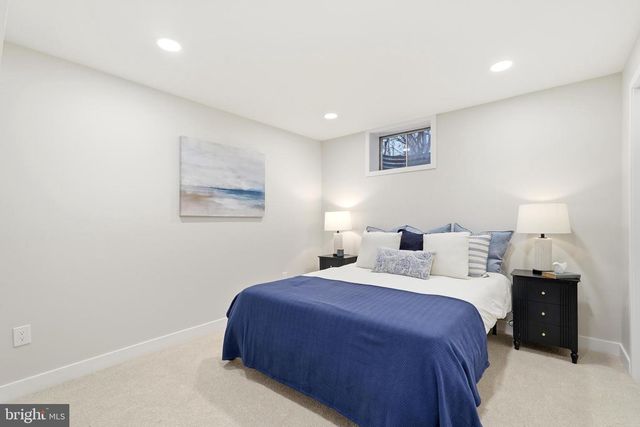 7204 JOSHUA TREE LN, Springfield, VA 22152