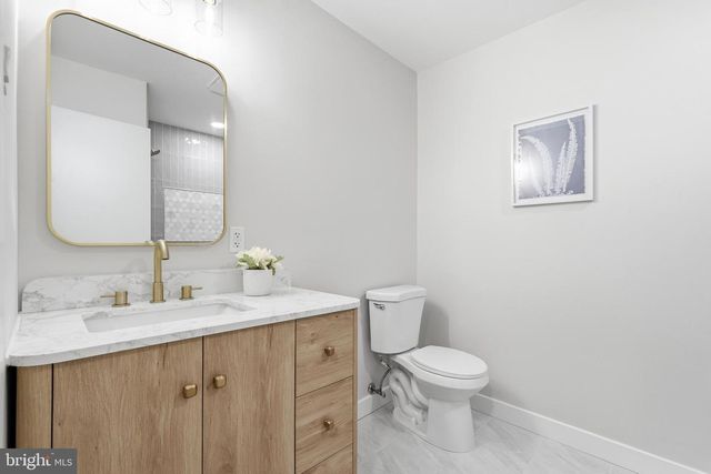 7204 JOSHUA TREE LN, Springfield, VA 22152