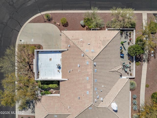 1472 W Cathedral Way, Tucson, AZ 85737