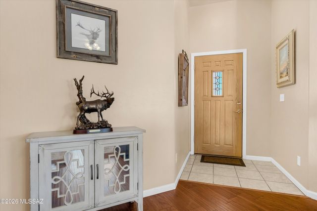 1472 W Cathedral Way, Tucson, AZ 85737