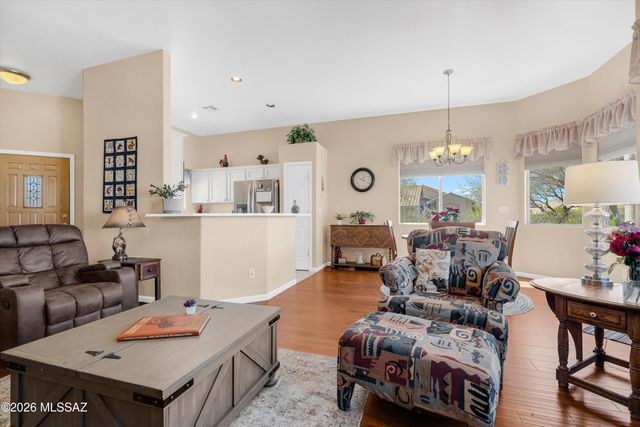 1472 W Cathedral Way, Tucson, AZ 85737